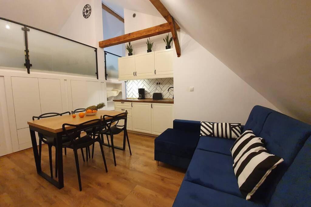 Koci Dom Loft Apartment เวียลิชกา ภายนอก รูปภาพ