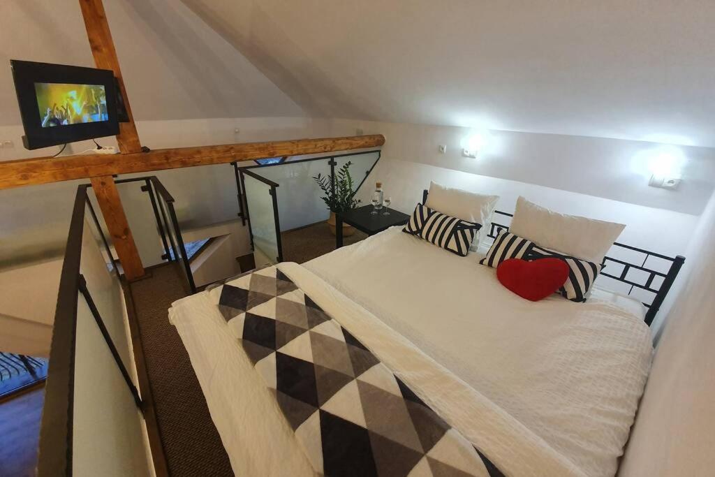 Koci Dom Loft Apartment เวียลิชกา ภายนอก รูปภาพ
