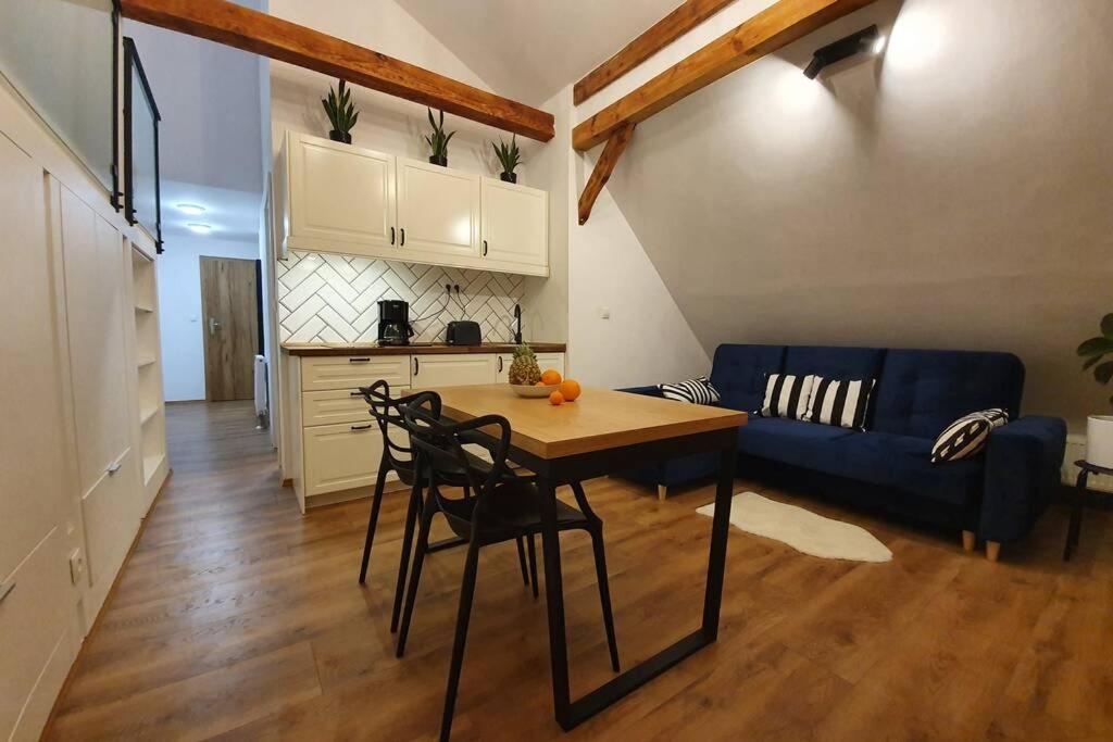 Koci Dom Loft Apartment เวียลิชกา ภายนอก รูปภาพ